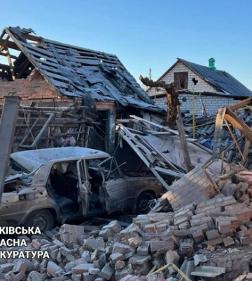 Трое пострадавших, среди них ребенок: прокуратура показала последствия обстрела КАБами Золочева