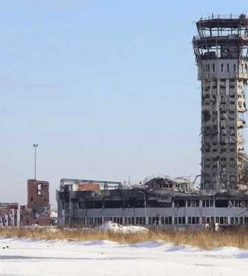 10 років подвигу кіборгів. Україна вшановує памʼять захисників Донецького аеропорту