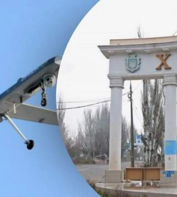 В Херсоне россияне сбросили взрывчатку на общественный транспорт