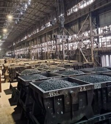 Суд передав АРМА майно Нікопольського феросплавного заводу Коломойського