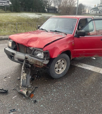 Поблизу Колоденки водійка «Mazda» в’їхала у попутний автомобіль