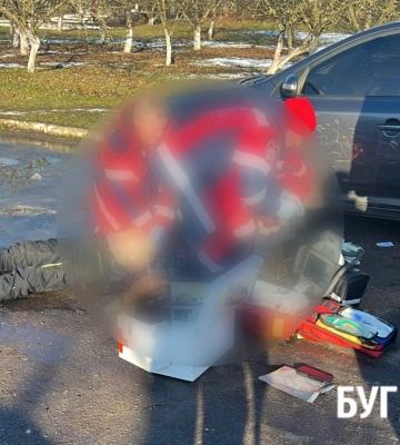 На Волині посеред вулиці біля лікарні помер чоловік