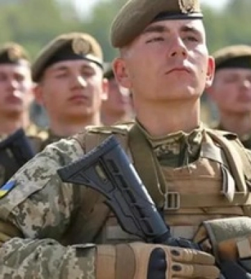В Украине произошла паника из-за слухов о начале мобилизации 18-летних В Украине произошла паника из-за слухов о начале мобилизации 18-летних