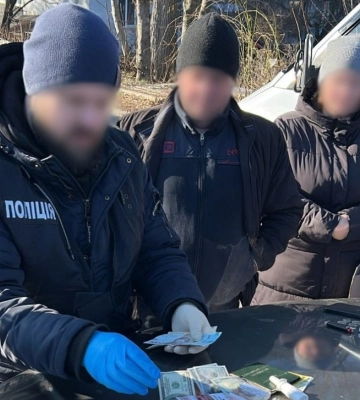 На Черкащині експосадовець РТЦК намагався підкупити начальника підрозділу: його затримали
