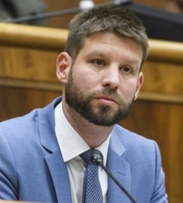 &quot;Фіцо вкотре бреше, але Словаччина – це не лише він&quot;. Інтерв&#039;ю лідера словацької опозиції