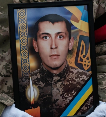 В Ужгороді попрощалися із захисником Валерієм Маковським