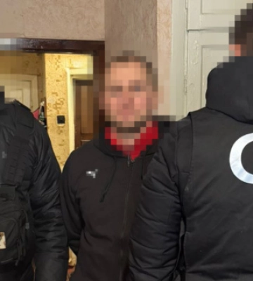 СБУ викрила українські компанії, які постачали Росії мікрочипи для ракет і дронів