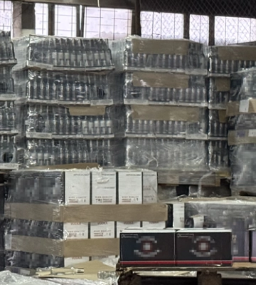 На Львівщині БЕБ вилучило понад 200 тисяч пляшок контрафактної горілки