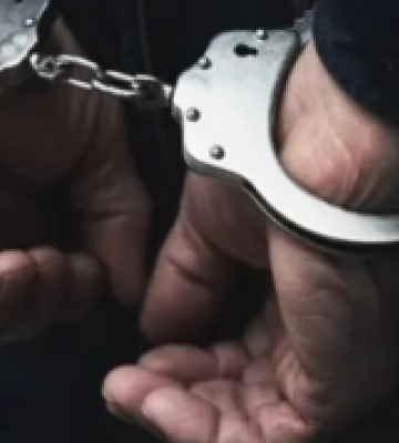 У Первомайську поліціянти затримали підозрюваного у смертельному побитті товариша по чарці