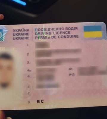 У Сумах 23-річного водія затримали з фейковим посвідченням