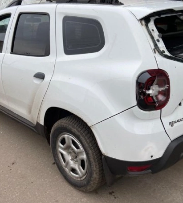 Росіяни поцілили в службовий автомобіль поліцейських на Харківщині