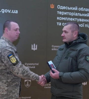 Уродженцю Ізмаїла, який отримав поранення на війні, вручили державну нагороду