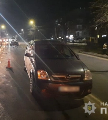 Постраждали пенсіонер та молода дівчина: деталі двох ДТП на Волині
