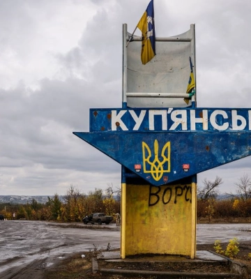 Трое полицейских и двое гражданских ранены в результате атаки россиян на Купянск. ФОТОрепортаж