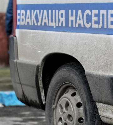 На Херсонщині автівка поліцейських підірвалася під час евакуації хворого чоловіка