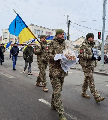 ДНК-експертиза обірвала надію: на Волині попрощались з Героєм Олександром Сусем