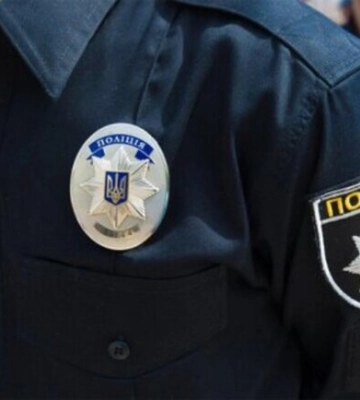 Жертва насильства та хабар: як у Дніпрі поліцейський скористався чужим горем
