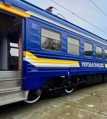У Дніпрі з 9 січня змінився розклад руху низки приміських поїздів: новий розклад