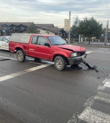 Поблизу Рівного зіткнулися два автомобілі Mazda