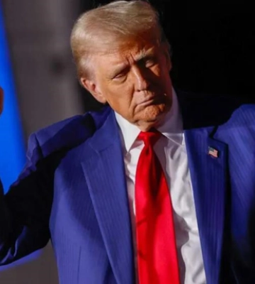 Демократи планують судитися з Трампом через скасування громадянства