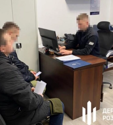 На Рівненщині командир військової частини нараховував «бойові» відсутній на службі підлеглій