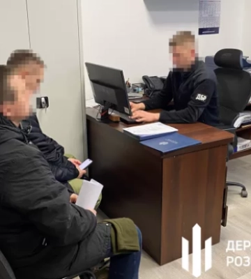 На Рівненщині військова отримувала бойові виплати, перебуваючи вдома