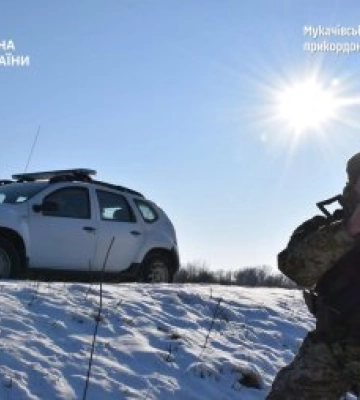 На Закарпатті прикордонникам не вистачає водіїв, запрошують всіх охочих