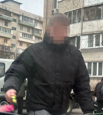 В Киеве задержали мужчину, который развращал детей
