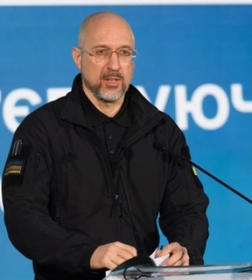 Ініціатива «Пліч-о-пліч» стане національною об&#039;єднуючою платформою громад - Шмигаль