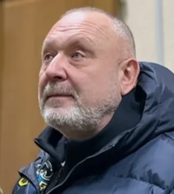Генерал-лейтенанту Горбенку, якого підозрюють у неналежній обороні Харківщини, обрали запобіжний захід (Відео)