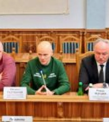 Михайло Радуцький: Робота нових експертних команд з оцінювання функціонування, фізична та психологічна реабілітація, дотримання стандартів безбар’єрності Михайло Радуцький: Робота нових експертних команд з оцінювання функціонування, фізична та психологічна реабілітація, дотримання стандартів безбар’єрності