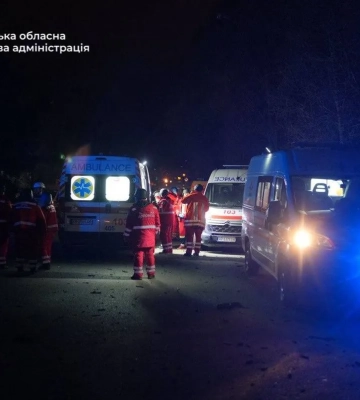 Унаслідок ракетного удару РФ по Запоріжжю одна людина загинула, 16 поранені