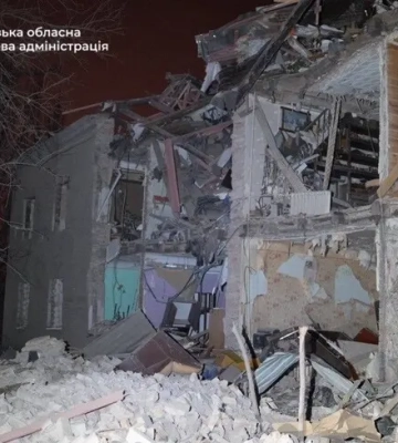 Щонайменше 16 поранених, є загиблий: в ОВА показали наслідки ракетної атаки по Запоріжжю