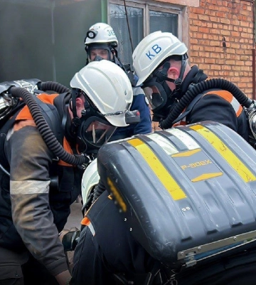 135 человек оказались заблокированы под землей: что стало причиной