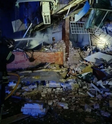 Пошкоджено 30 багатоповерхівок, постраждало немовля. Фото та відео із Запоріжжя