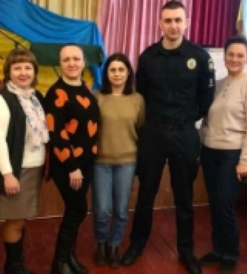 У ліцеї на Олександрівщині заступив на службу інспектор сектору служби освітньої безпеки