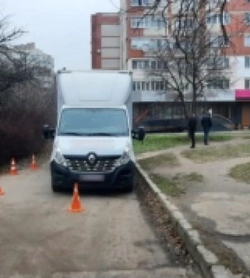У Луцьку вантажівка Renault збила 68-річну жінку