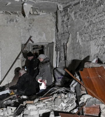 Обстріл Запоріжжя: одна людина загинула, відомо про понад 40 постраждалих (ВІДЕО)