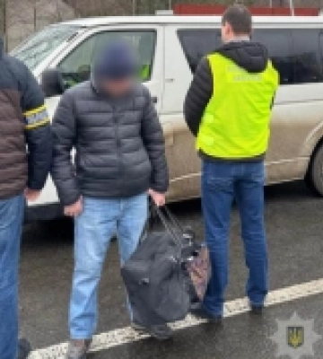 На Волині у переправленні ухилянтів через кордон підозрюють поліцейського, - прокуратура