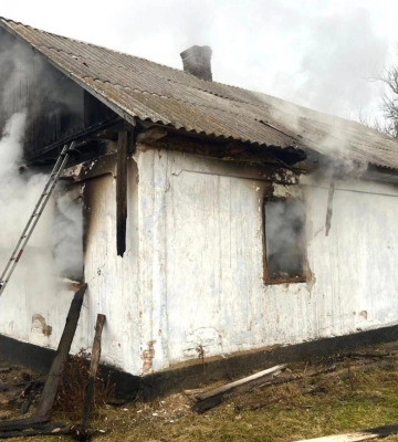 Внаслідок пожежі загинули двоє дітей: Правоохоронці Рівненщини розпочали досудове розслідування