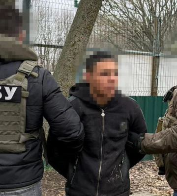 Для проведення шпигунських дій на півдні України російський агент завербував неповнолітнього