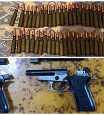 На Волині поліцейські внаслідок низки обшуків знайшли гранати, зброю та набої (Фото)