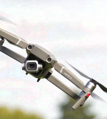 Окупанти атакували FPV-дронами цивільні авто на Сумщині: троє поранених