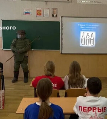 Оккупанты организовали пропагандистские акции в школах на ТОТ Запорожской области, - Центр Нацпротива