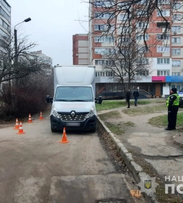 У Луцьку 61-річний водій вантажівки скоїв наїзд на 68-річну жінку
