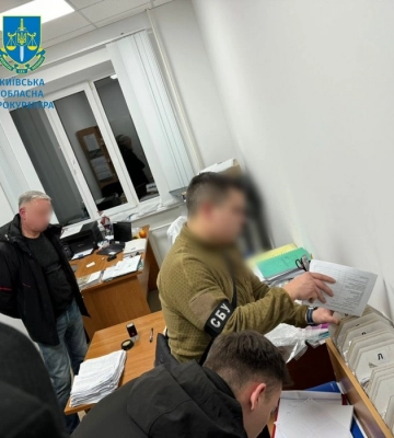 ₴40 тис. за запис «обмежено придатний» у медичній картці – лікаря позаштатної ВЛК тримуть під вартою