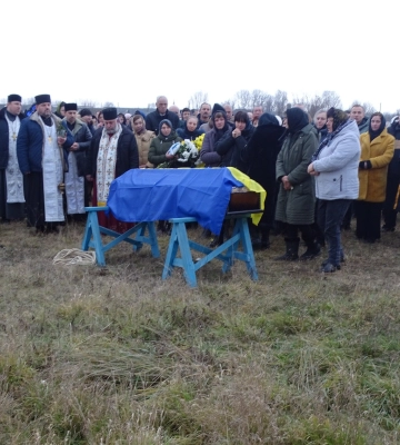 Загинув на Покровському напрямку: на Волині попрощалися з Героєм Сергієм Вавринчуком
