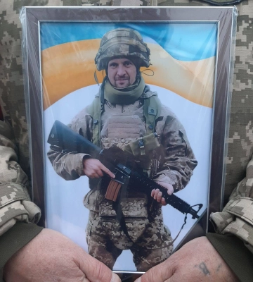 У Сумах попрощалися із захисником Олексієм Биркою