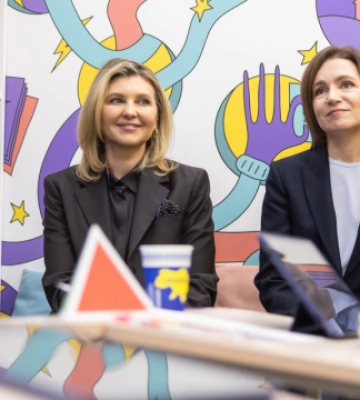 Зеленська і Санду відвідали «Школу супергероїв» у Києві