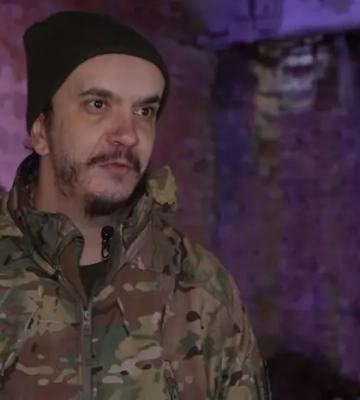 Боєць ЗСУ добу провів у окопі з росіянами: як йому вдалося врятуватися